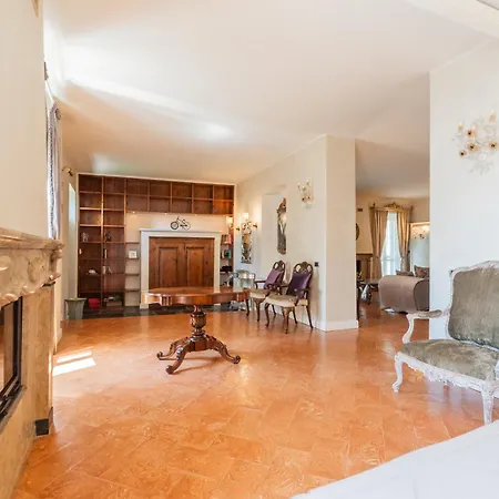 Villa In