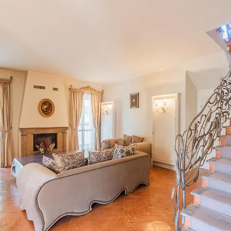 Villa In *