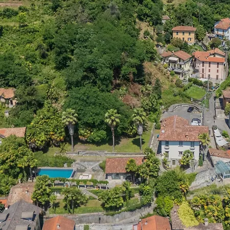 Villa In